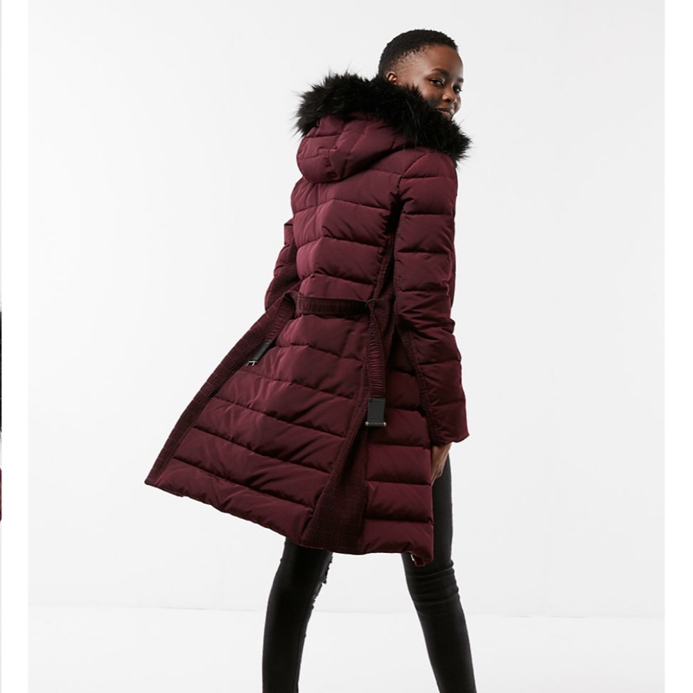🌟HP🌟Long Down Belted Smocked Puffer Jacket ❄️